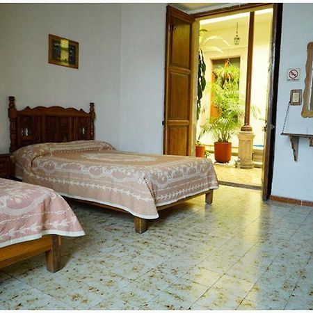 Hotel Atilanos Morelia Eksteriør billede